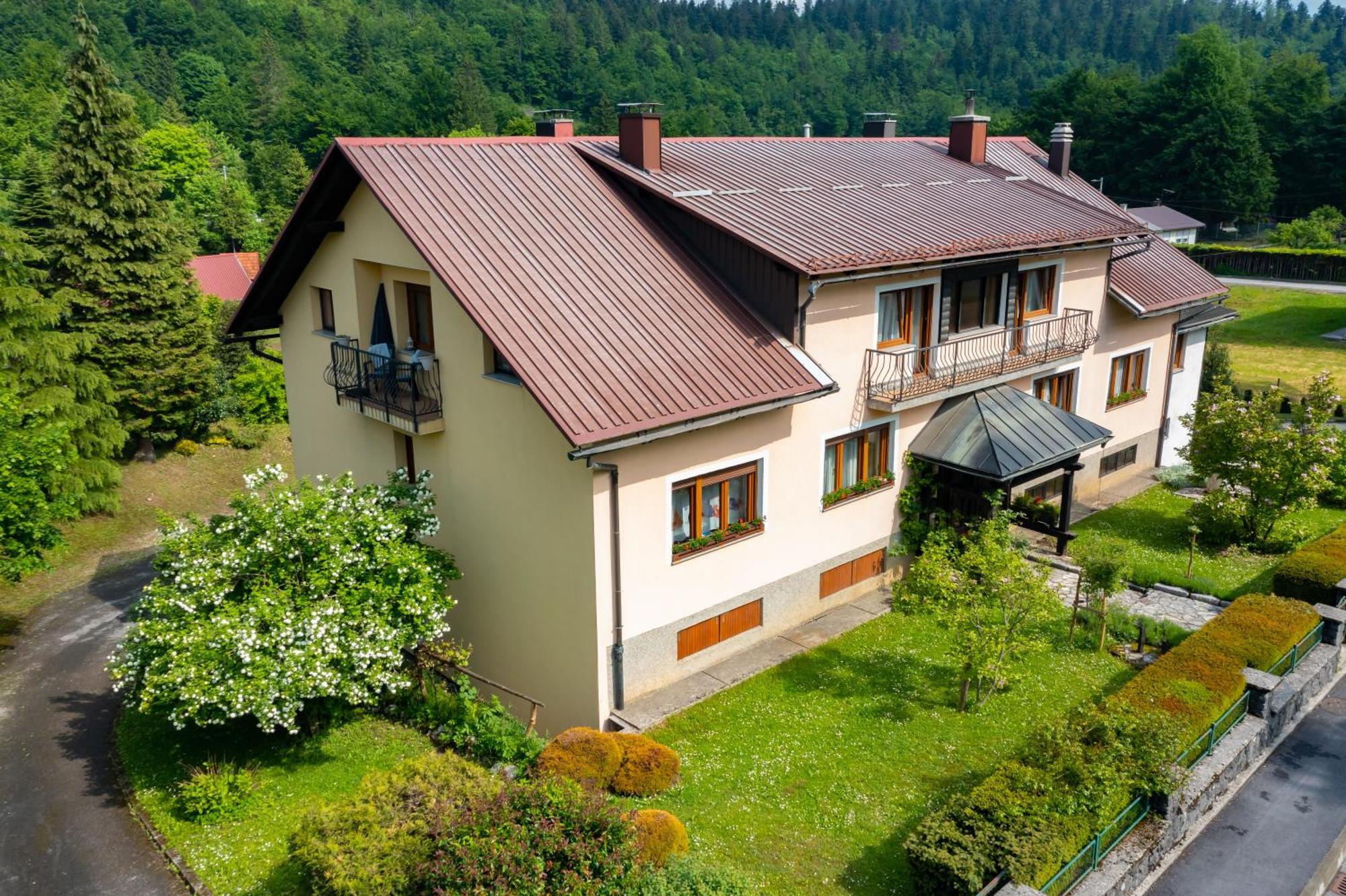 Apartmani Gruzdovo Делнице Экстерьер фото